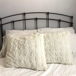 2 white, fluffy accent pillows!